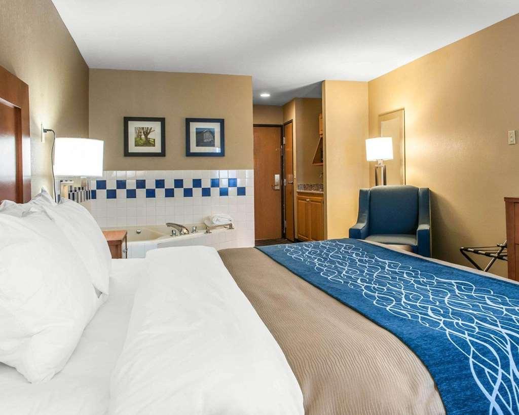 Comfort Inn & Suites Napoleon חדר תמונה