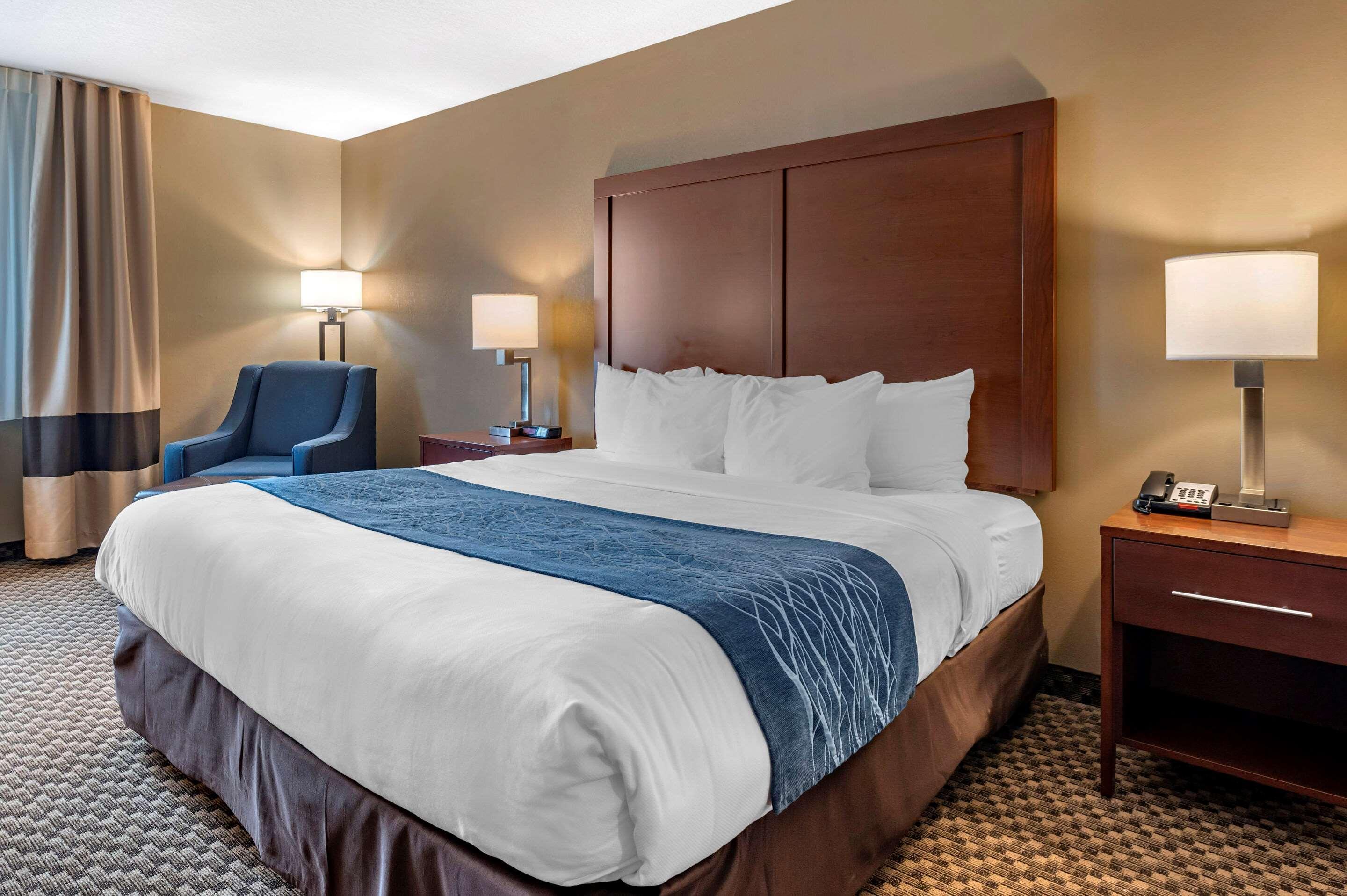 Comfort Inn & Suites Napoleon מראה חיצוני תמונה