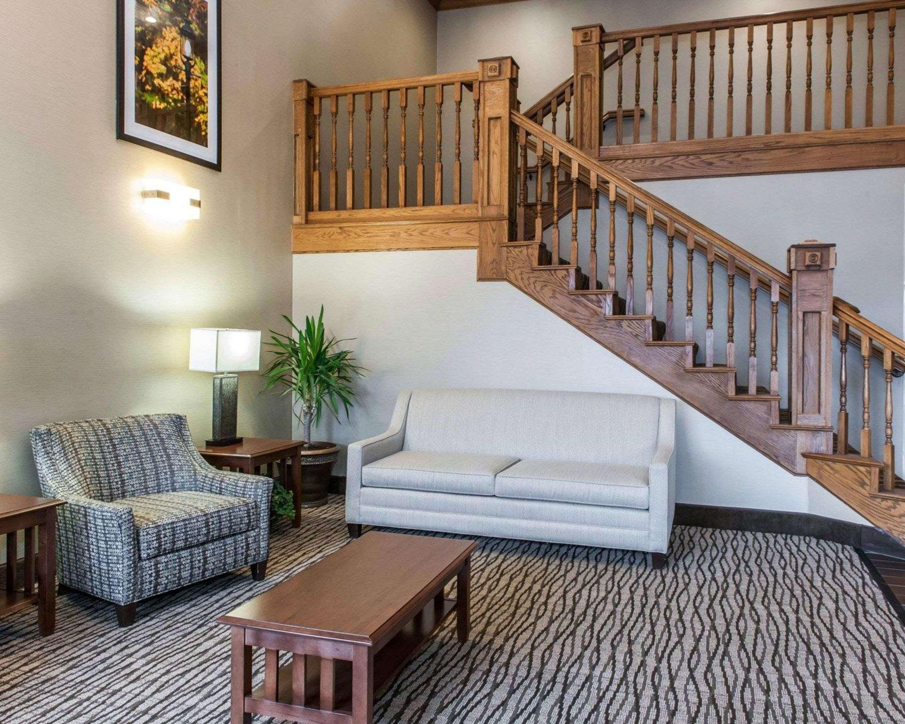 Comfort Inn & Suites Napoleon מראה חיצוני תמונה