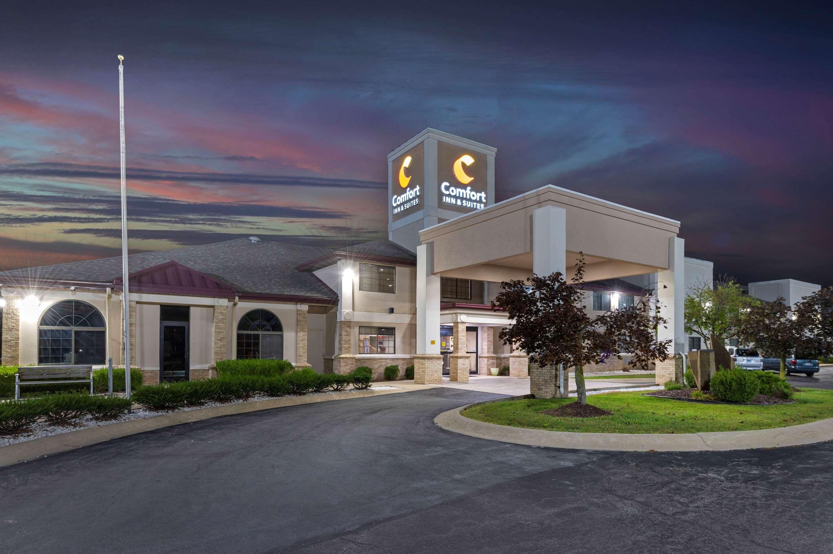 Comfort Inn & Suites Napoleon מראה חיצוני תמונה